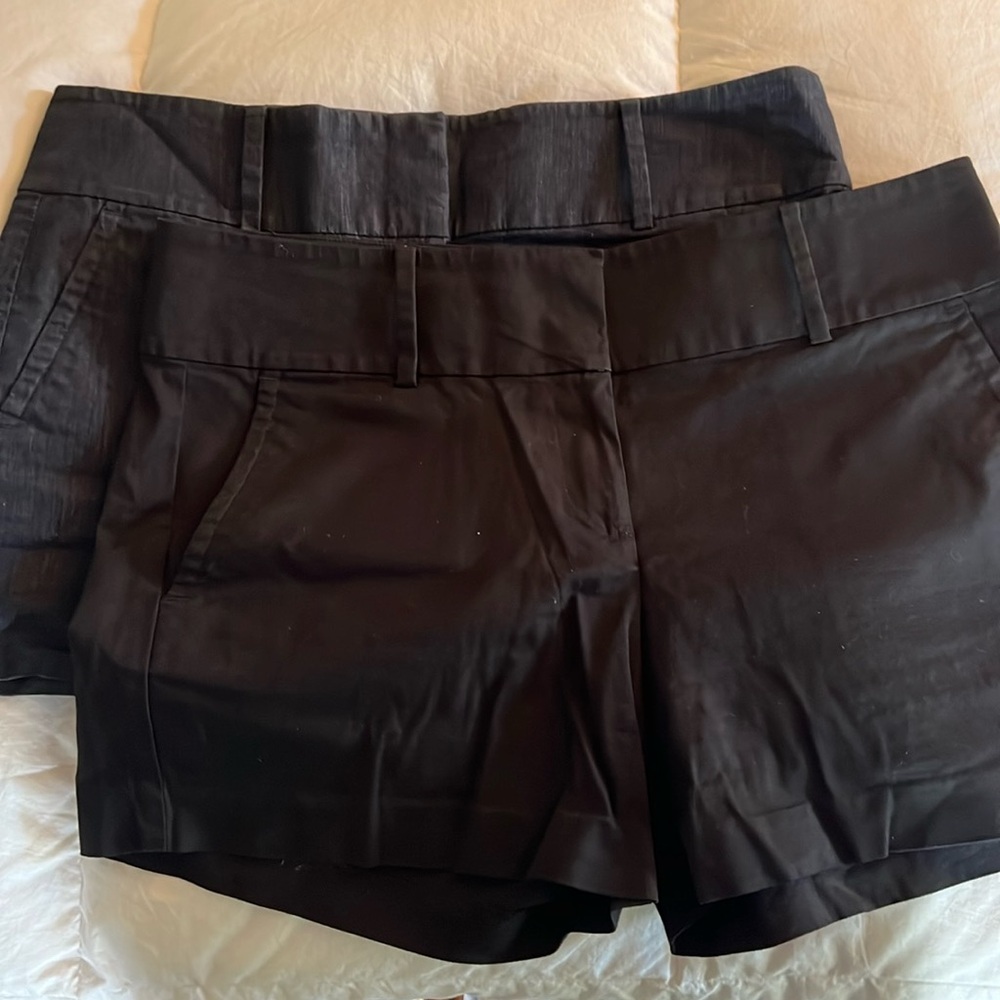 Lot of two Ann Taylor shorts sz 8 curvy in black and dark chambray